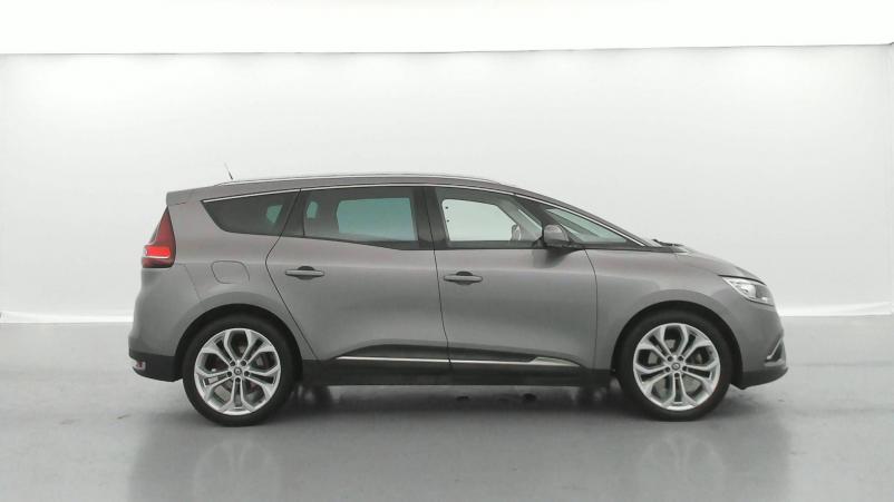 Vente en ligne Renault Grand Scenic 4 Grand Scénic dCi 110 Energy au prix de 17 990 €