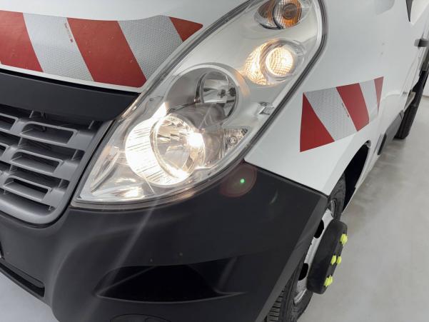 Vente en ligne Renault Master Fourgon MASTER CC PROPULSION L3 3.5t dCi 130 E6 au prix de 24 990 €