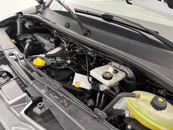 Vente en ligne Renault Master Fourgon MASTER CC PROPULSION L3 3.5t dCi 130 E6 au prix de 24 990 €