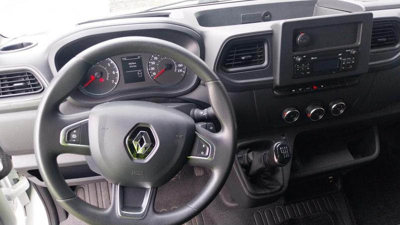 Vente en ligne Renault Master 3 Combi Master Combi L2H2 dCi 135 E6 au prix de 24 990 €
