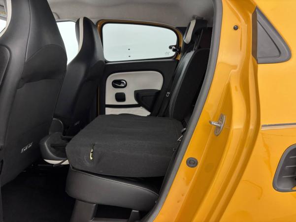 Vente en ligne Renault Twingo 3  TCe 95 EDC au prix de 12 990 €