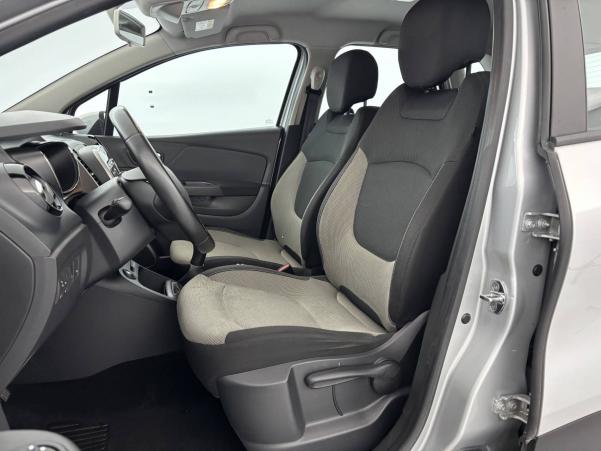 Vente en ligne Renault Captur  dCi 90 Energy S&S eco² au prix de 12 990 €