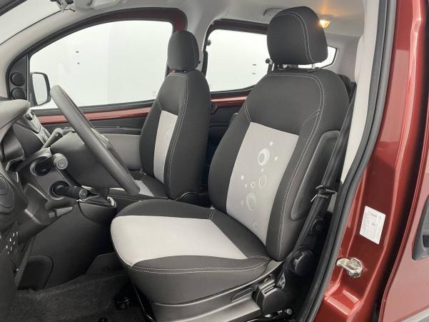 Vente en ligne Citroën Nemo Multispace  HDI 80 au prix de 13 990 €