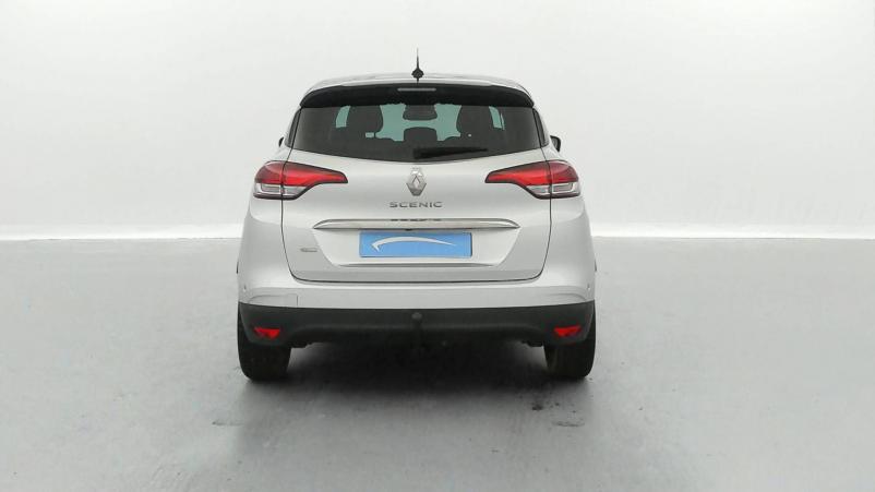 Vente en ligne Renault Scenic 4 Scenic Blue dCi 120 au prix de 17 990 €