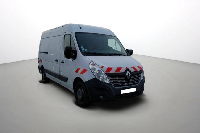 Vente en ligne Renault Master 3 Fourgon MASTER FGN L2H2 3.3t 2.3 dCi 145 ENERGY E6 au prix de 22 990 €