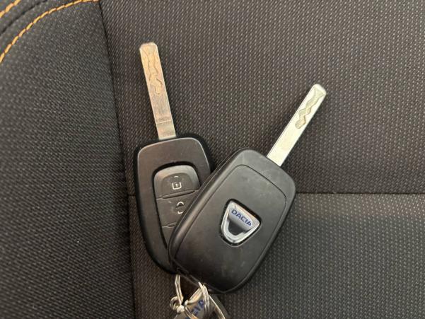 Vente en ligne Dacia Sandero  TCe 90 - 22 au prix de 13 990 €