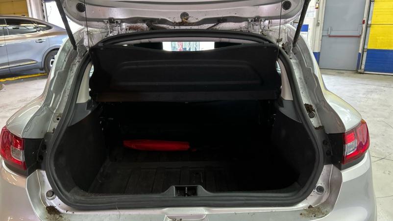 Vente en ligne Renault Clio 4 CLIO SOCIETE DCI 75 ENERGY au prix de 10 790 €