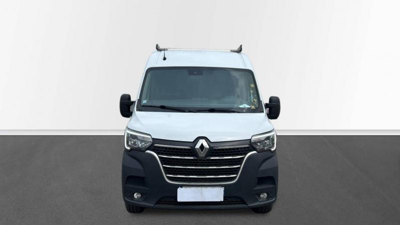 Vente en ligne Renault Master Fourgon MASTER FGN TRAC F3300 L2H2 DCI 135 au prix de 22 790 €