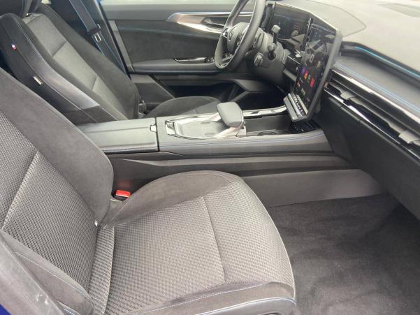 Vente en ligne Renault Austral  E-Tech hybrid 200 au prix de 37 990 €