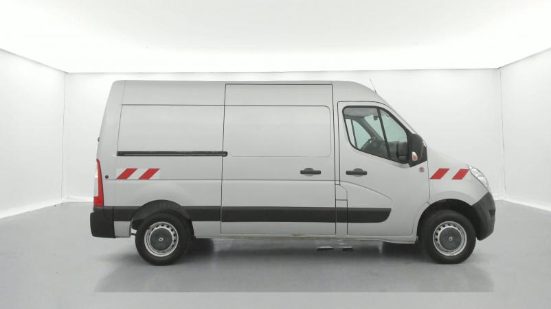 Vente en ligne Renault Master 3 Fourgon MASTER FGN L2H2 3.5t 2.3 dCi 145 ENERGY E6 au prix de 24 990 €