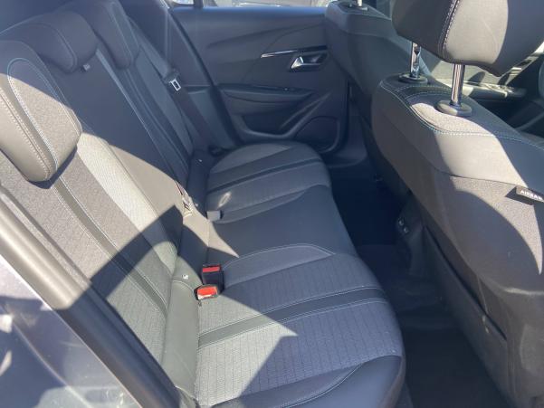 Vente en ligne Peugeot E-208  50 kWh 136ch au prix de 16 990 €
