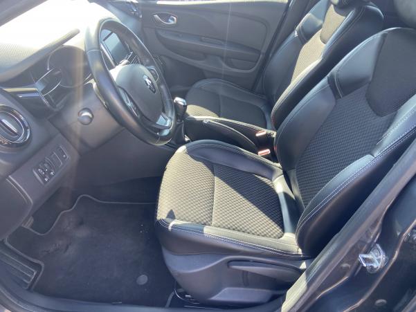 Vente en ligne Renault Clio 4 Clio TCe 90 E6C au prix de 11 990 €