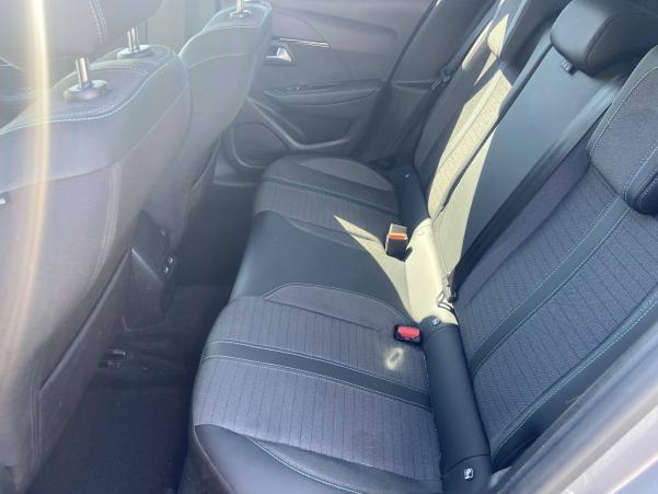Vente en ligne Peugeot E-208  50 kWh 136ch au prix de 16 990 €