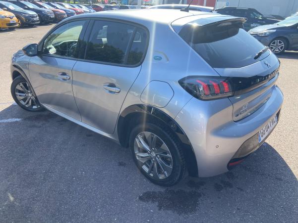 Vente en ligne Peugeot E-208  50 kWh 136ch au prix de 16 990 €