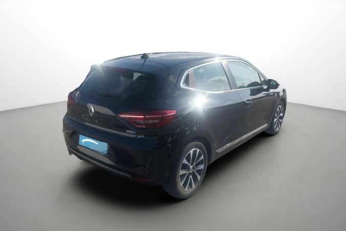 Vente en ligne Renault Clio 5 Clio E-Tech 140 - 21N au prix de 17 690 €