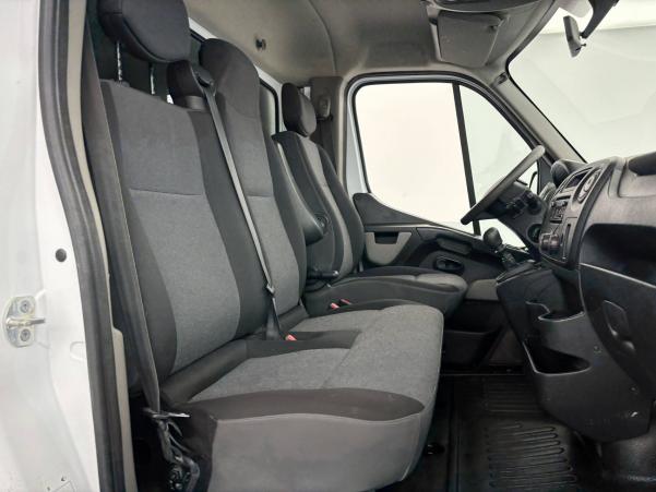 Vente en ligne Renault Master 3 Châssis Cabine MASTER BENNE PROPULSION L3 + COFFRE 3.5t dCi 130 au prix de 24 990 €