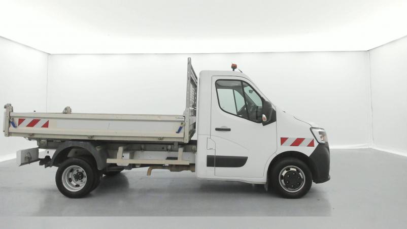 Vente en ligne Renault Master 3 Châssis Cabine MASTER CC PROP RJ3500 PAF AR COURT L2 DCI 130 au prix de 28 990 €