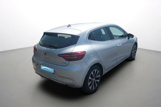 Vente en ligne Renault Clio 5 Clio E-Tech 140 - 21N au prix de 15 990 €