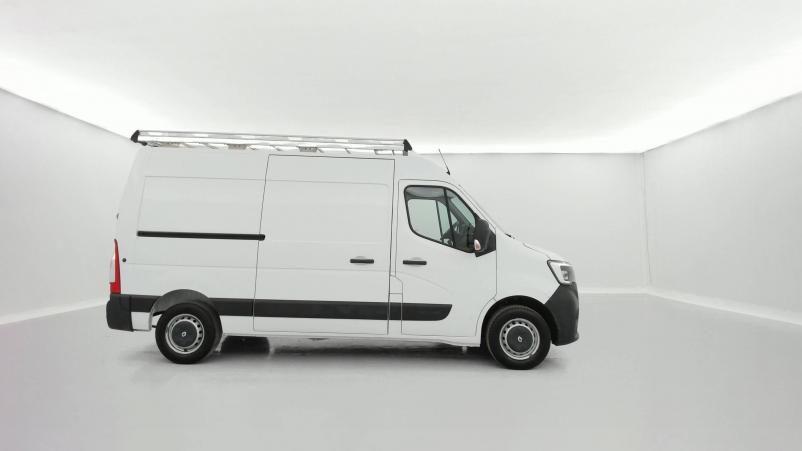 Vente en ligne Renault Master 3 Fourgon MASTER FGN TRAC F3500 L2H2 DCI 135 au prix de 26 990 €