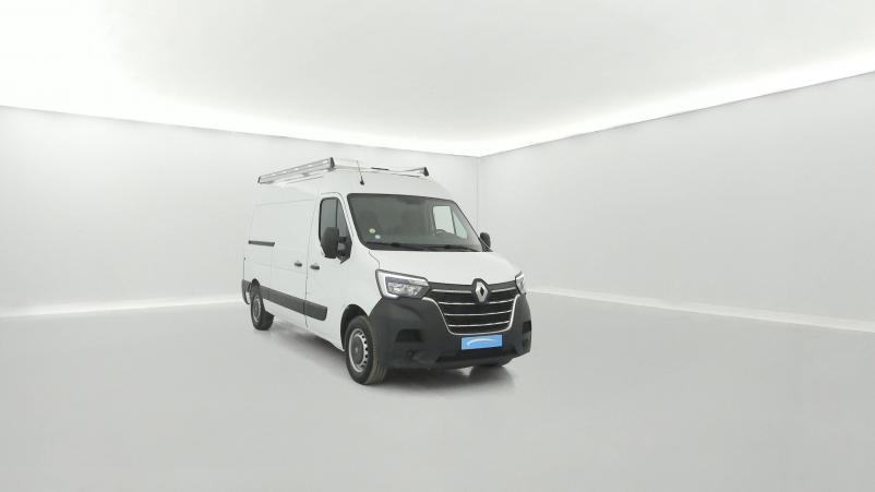 Vente en ligne Renault Master 3 Fourgon MASTER FGN TRAC F3500 L2H2 DCI 135 au prix de 26 990 €