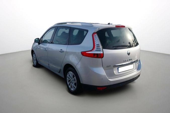 Vente en ligne Renault Grand Scenic 3 Grand Scénic dCi 130 Energy FAP eco2 au prix de 11 990 €