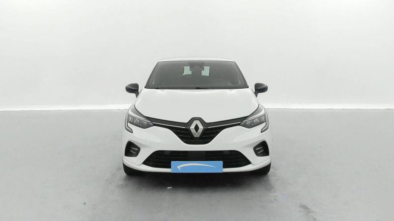 Vente en ligne Renault Clio 5 Clio E-Tech 140 - 21N au prix de 18 390 €