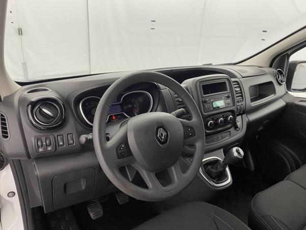 Vente en ligne Renault Trafic 3 Fourgon TRAFIC FGN L2H1 1300 KG DCI 120 au prix de 23 490 €