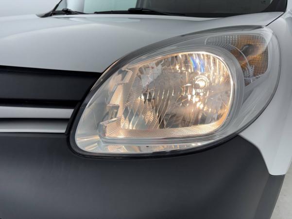 Vente en ligne Renault Kangoo Express  1.5 DCI 75 E6 au prix de 13 990 €
