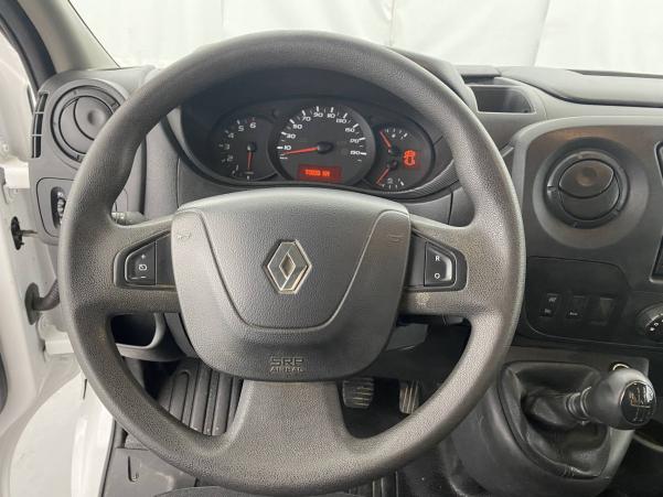 Vente en ligne Renault Master 3 Fourgon MASTER CC PROPULSION L3 3.5t dCi 130 E6 au prix de 29 990 €