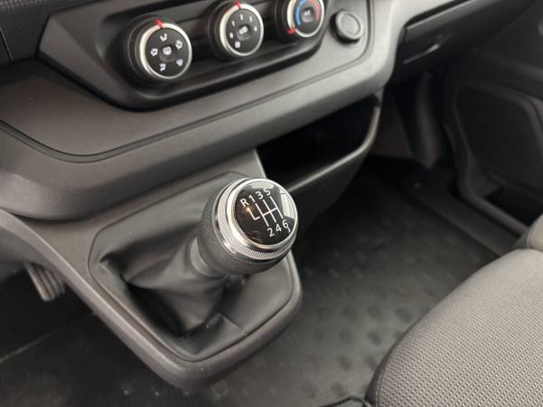 Vente en ligne Renault Trafic  L2 dCi 150 Energy S&S au prix de 29 990 €