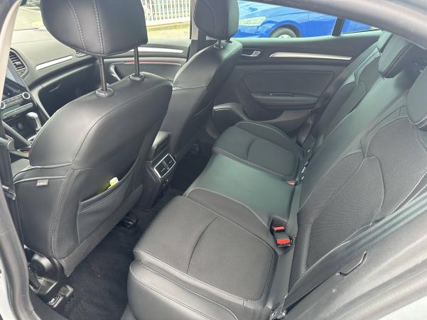Vente en ligne Renault Megane 4 Mégane IV Berline Blue dCi 115 EDC - 21N au prix de 15 490 €