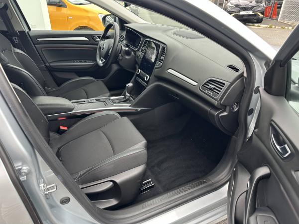 Vente en ligne Renault Megane 4 Mégane IV Berline Blue dCi 115 EDC - 21N au prix de 15 490 €