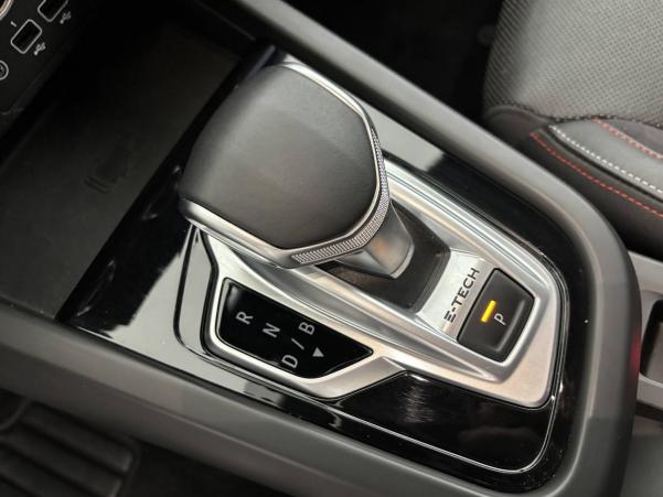 Vente en ligne Renault Arkana  E-Tech 145 au prix de 20 990 €