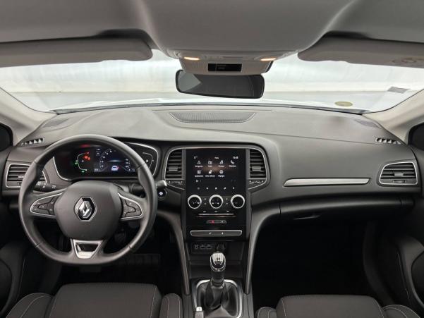 Vente en ligne Renault Megane 4 Mégane IV Berline Blue dCi 115 au prix de 15 990 €