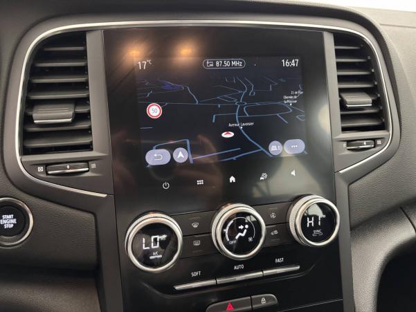 Vente en ligne Renault Megane 4 Mégane IV Berline Blue dCi 115 au prix de 15 990 €