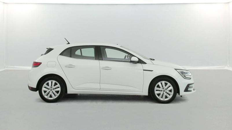 Vente en ligne Renault Megane 4 Mégane IV Berline Blue dCi 115 au prix de 15 990 €