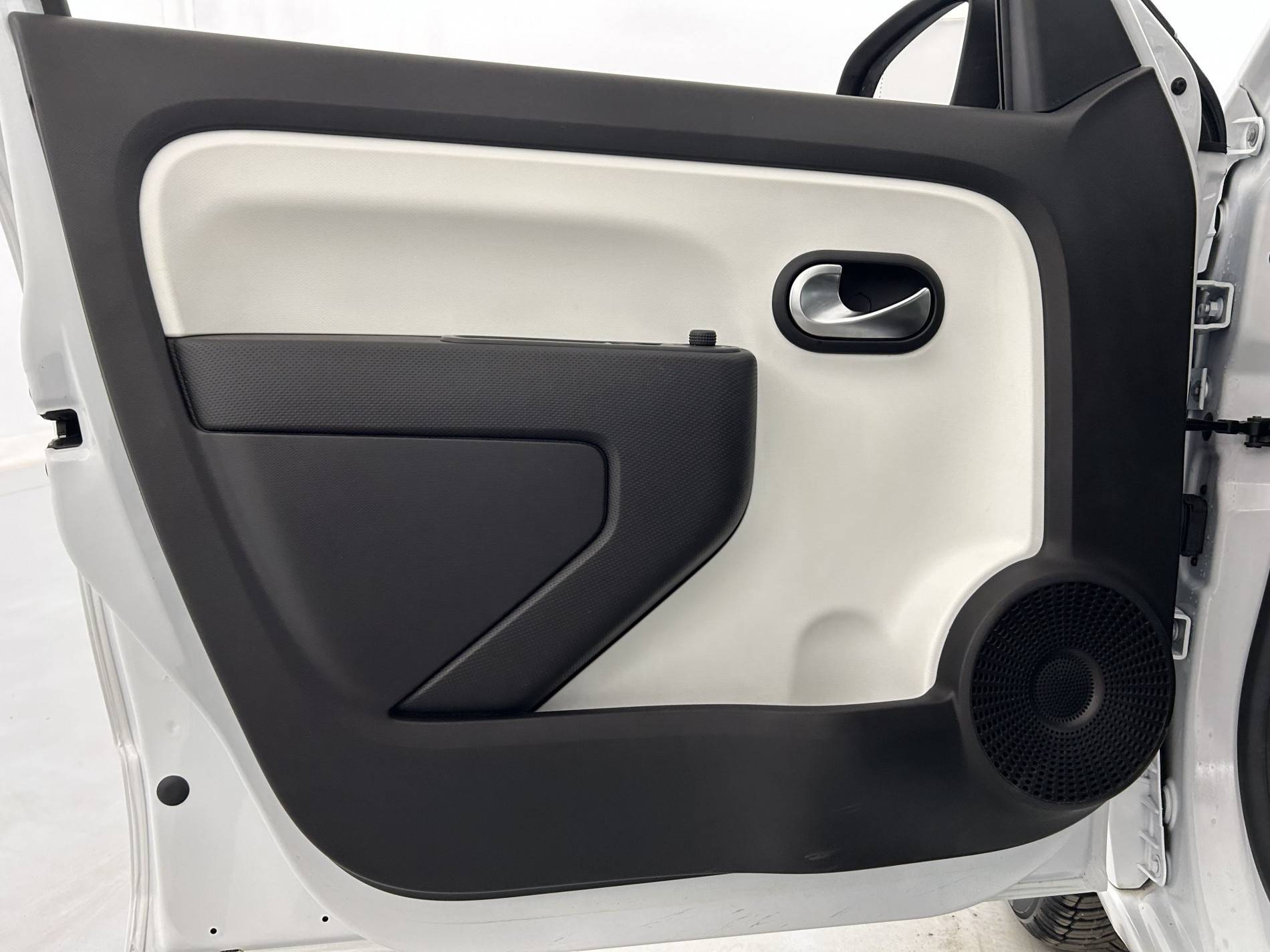 Vente en ligne Renault Twingo 3  SCe 65 au prix de 10 990 €