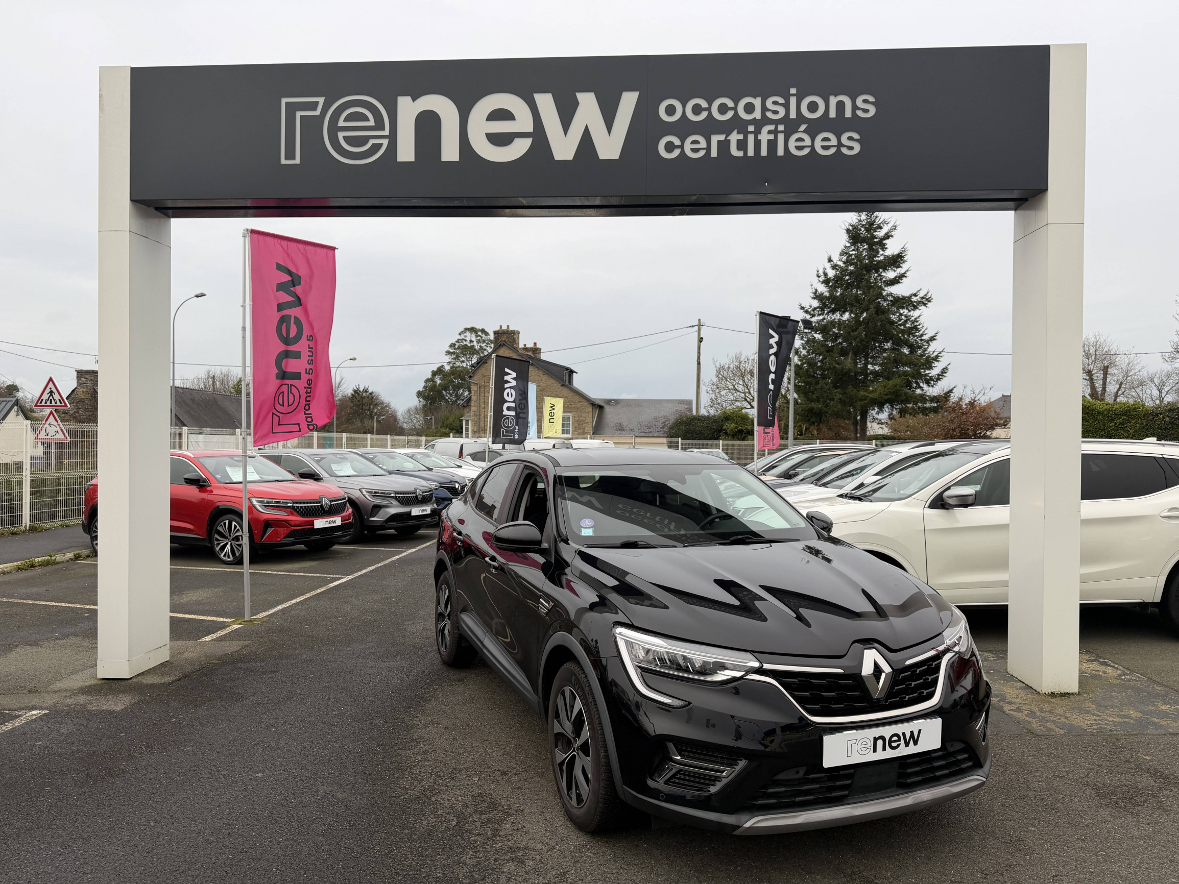 Renault Arkana  E-Tech hybride 145 - 22 occasion de 2023 en vente à Lannion