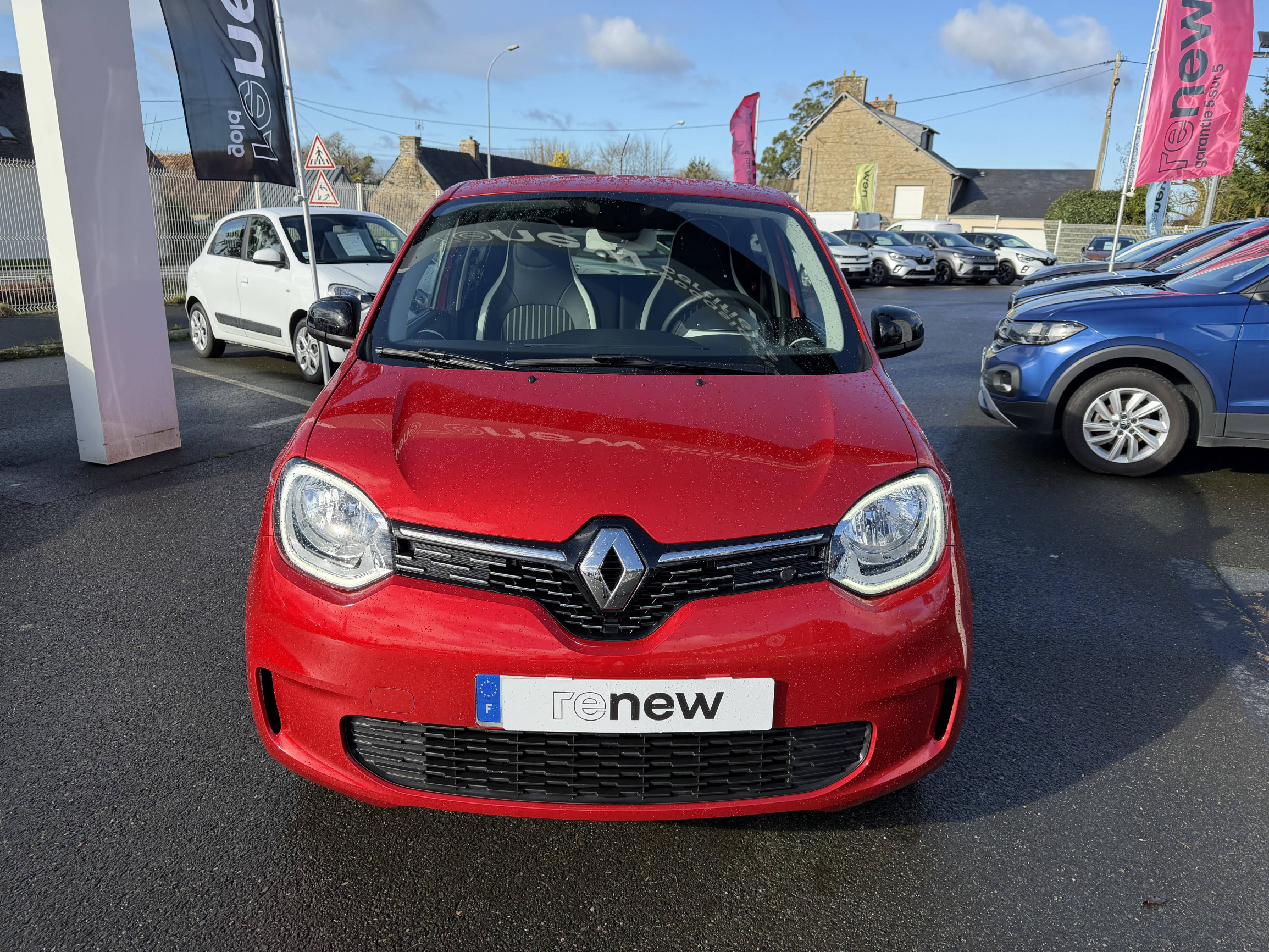 Vente en ligne Renault Twingo Electrique Twingo III E-Tech au prix de 12 990 €