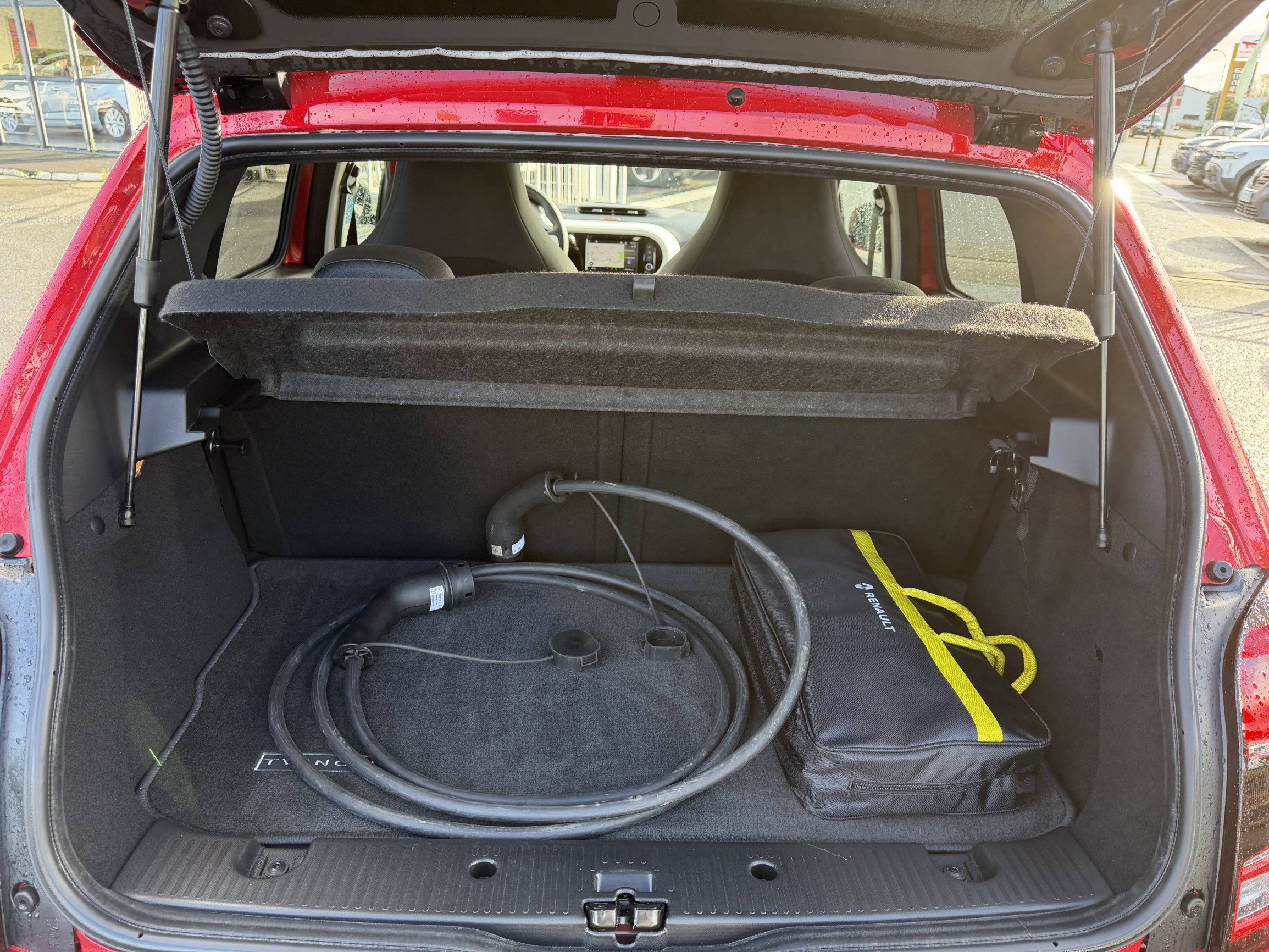 Vente en ligne Renault Twingo Electrique Twingo III E-Tech au prix de 12 990 €