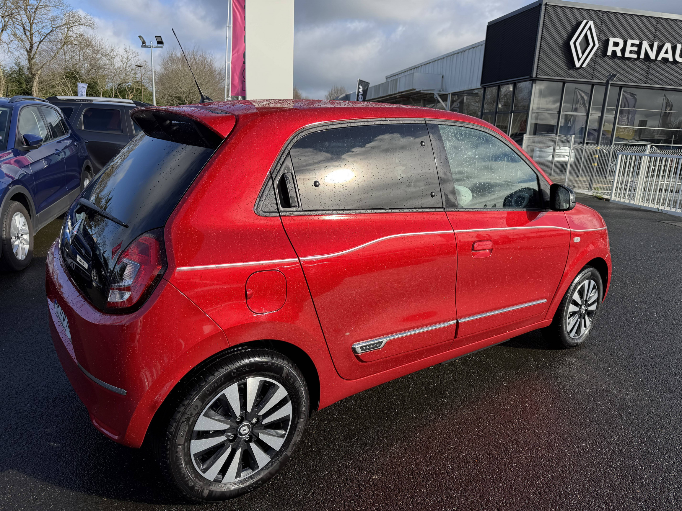 Vente en ligne Renault Twingo Electrique Twingo III E-Tech au prix de 12 990 €