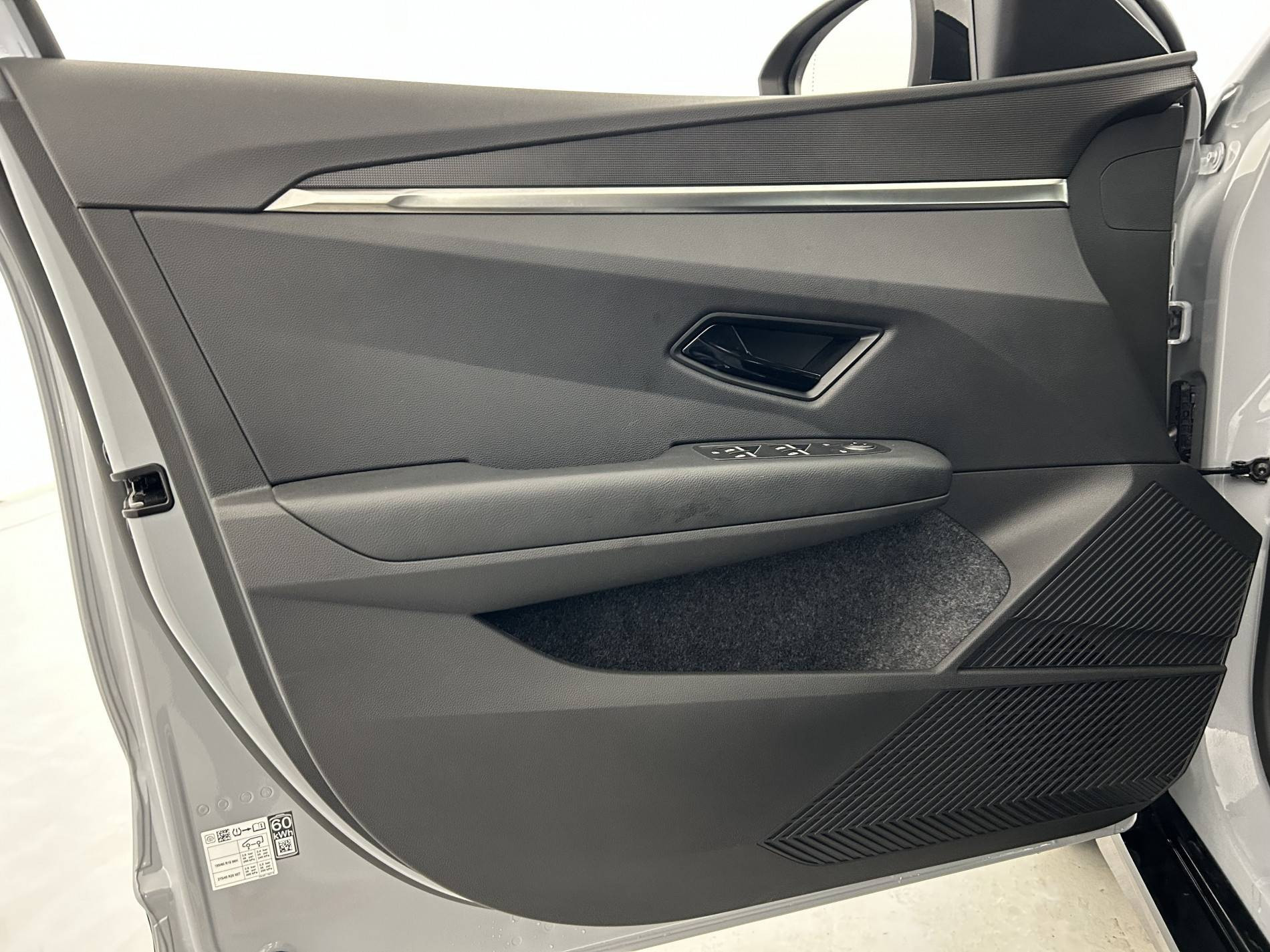 Vente en ligne Renault Megane E-Tech  EV60 220 ch super charge au prix de 22 990 €