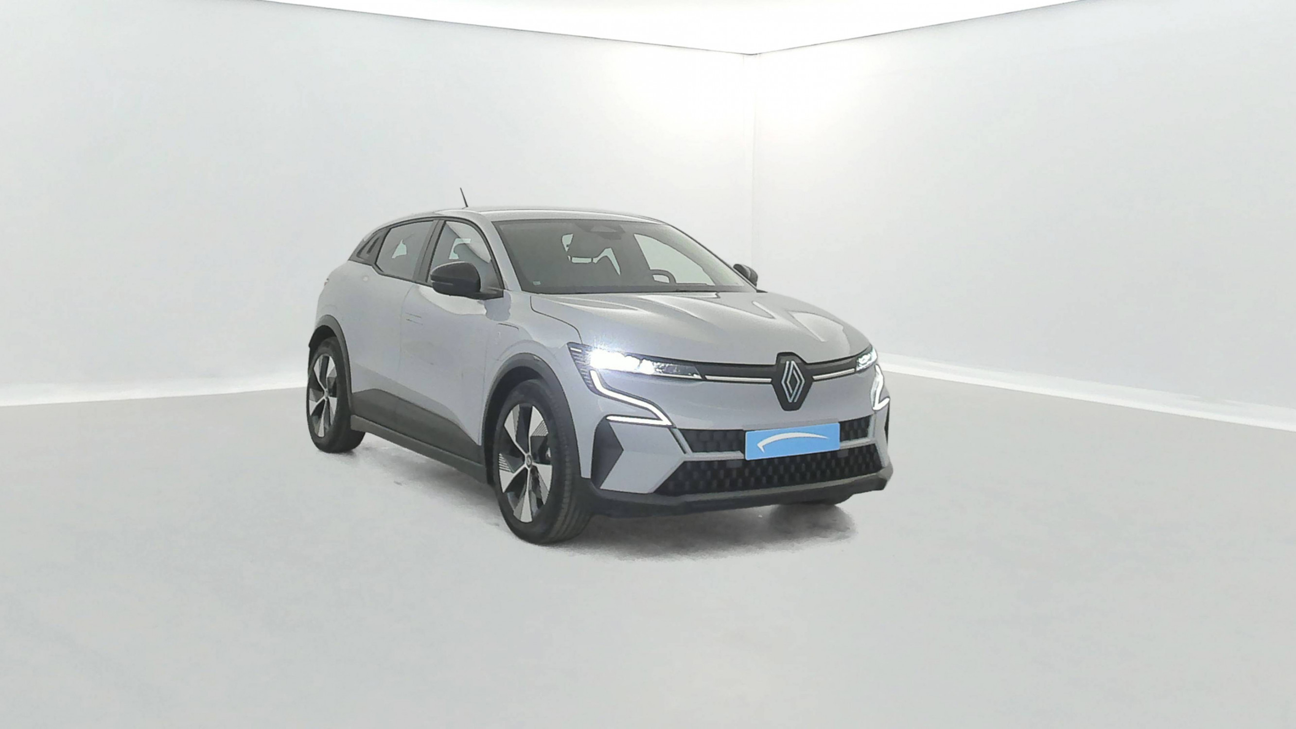 Vente en ligne Renault Megane E-Tech  EV60 220 ch super charge au prix de 22 990 €