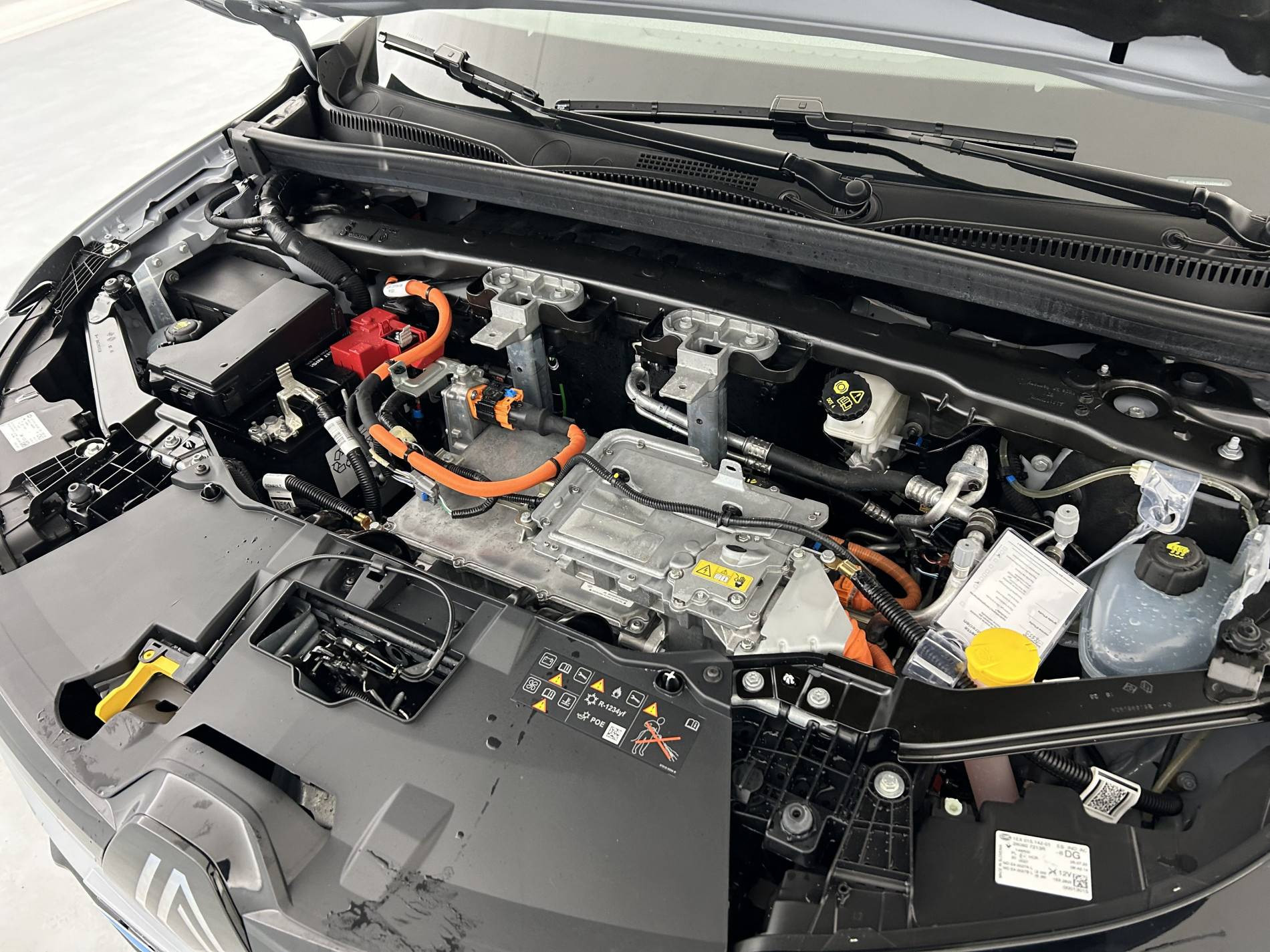 Vente en ligne Renault Megane E-Tech  EV60 220 ch super charge au prix de 22 990 €