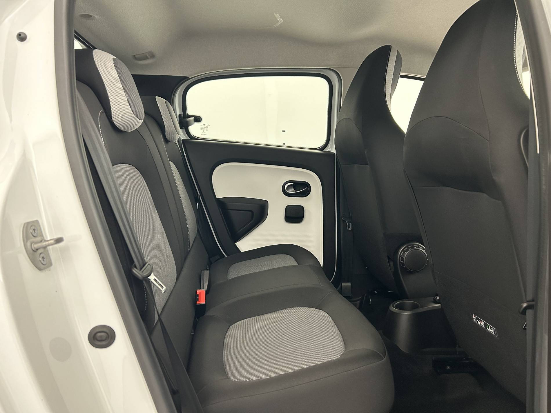 Vente en ligne Renault Twingo Electrique Twingo III Achat Intégral - 21 au prix de 9 990 €