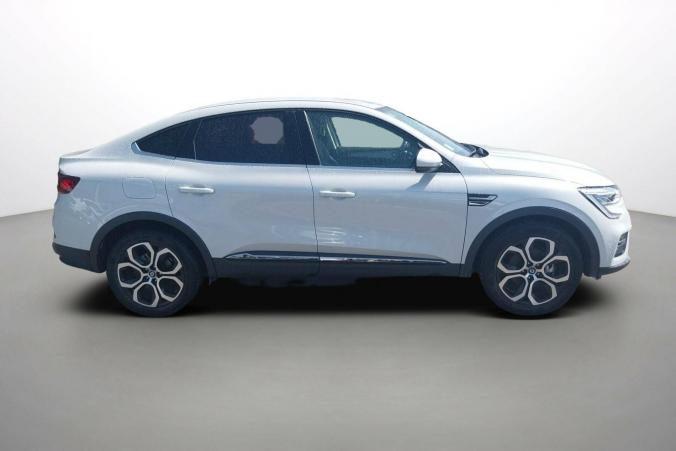 Vente en ligne Renault Arkana  E-Tech 145 - 21B au prix de 21 490 €