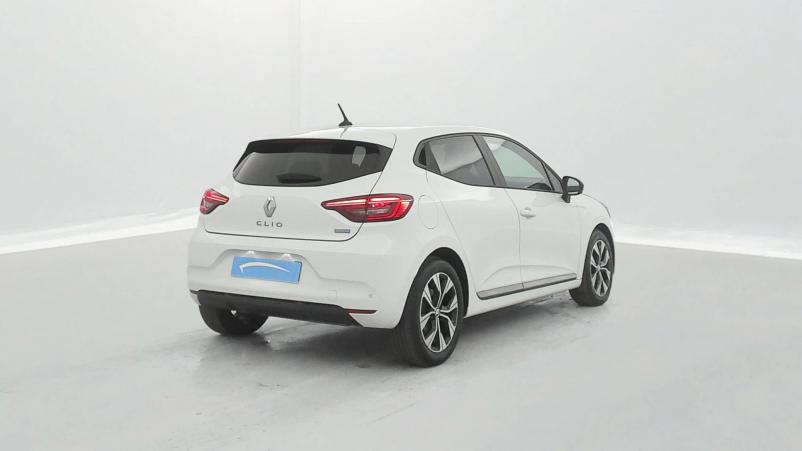 Vente en ligne Renault Clio 5 Clio E-Tech full hybrid 145 au prix de 16 990 €