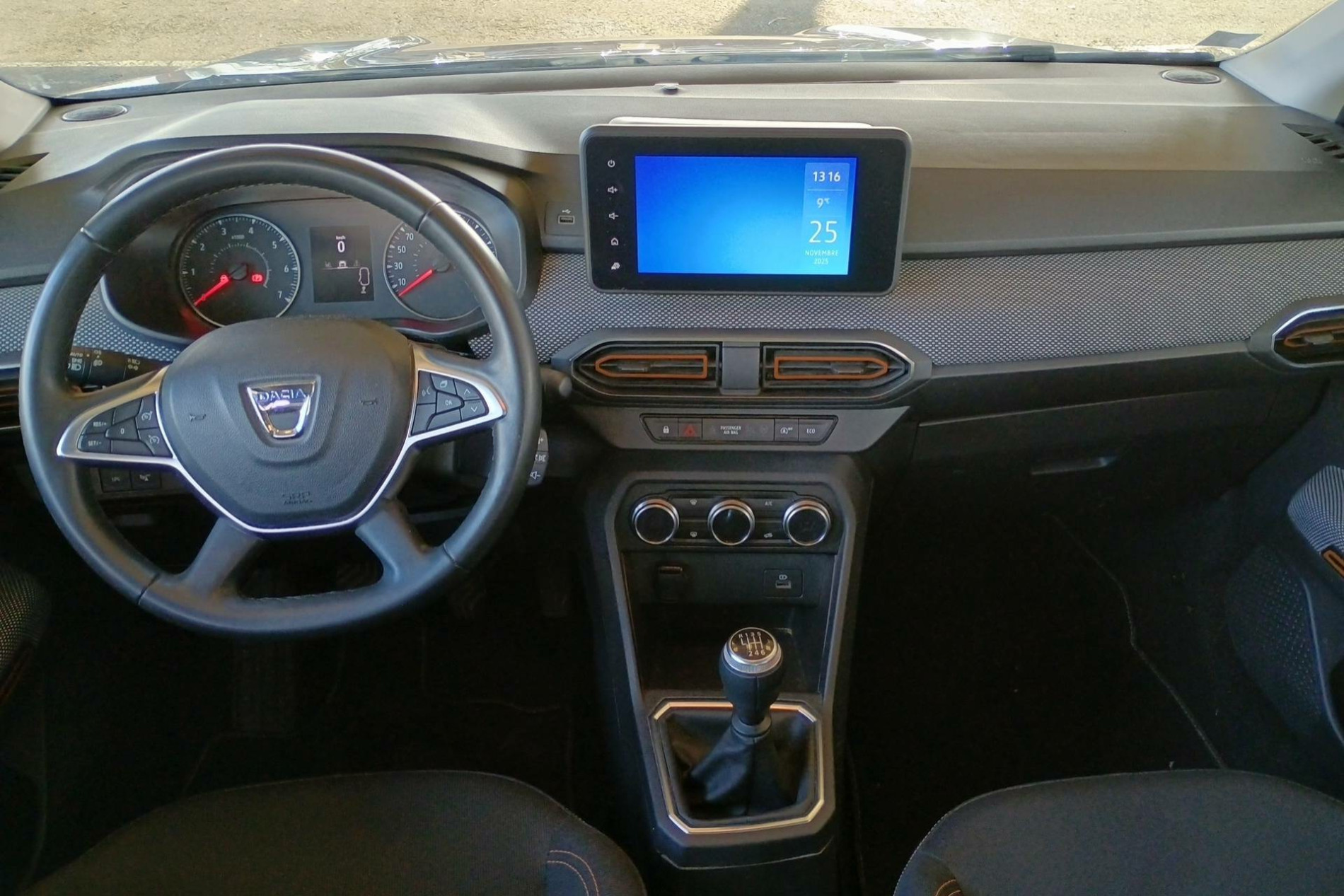 Vente en ligne Dacia Sandero  ECO-G 100 au prix de 11 990 €