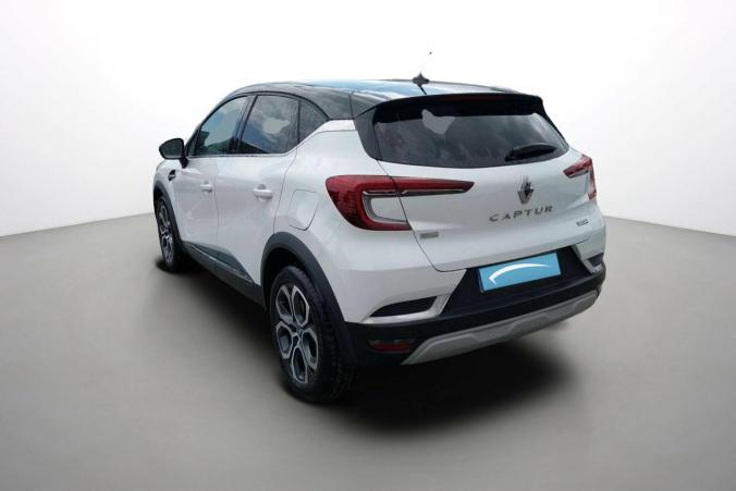 Vente en ligne Renault Captur  E-Tech Plug-in 160 au prix de 17 490 €