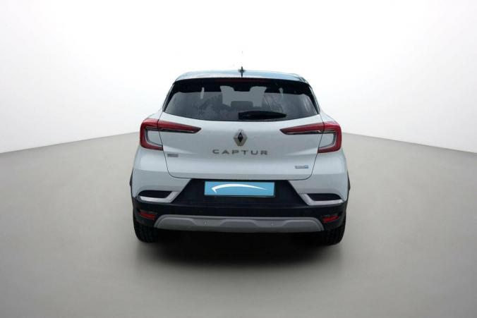 Vente en ligne Renault Captur  E-Tech Plug-in 160 au prix de 17 490 €